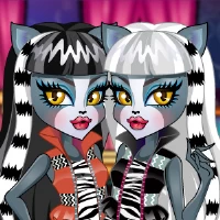 Monster high ear doctor